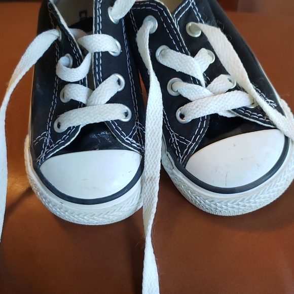 Converse Chuck Taylors - Picture 3 of 4